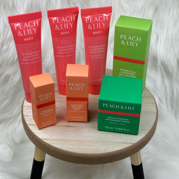 Peach & Lily Glass Skin Full Set Skincare - travel size - Picture 4 of 5